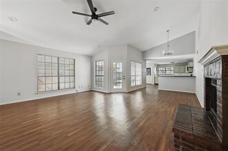 4017 Windhaven Ln in Dallas, TX - Building Photo - Building Photo