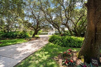 9656 Bryanston Dr in Orlando, FL - Building Photo - Building Photo