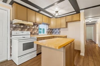 2526 26th St S in St. Petersburg, FL - Building Photo - Building Photo