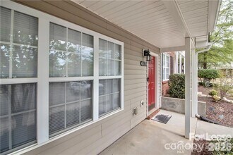 137 Lynch Cir in Mooresville, NC - Foto de edificio - Building Photo