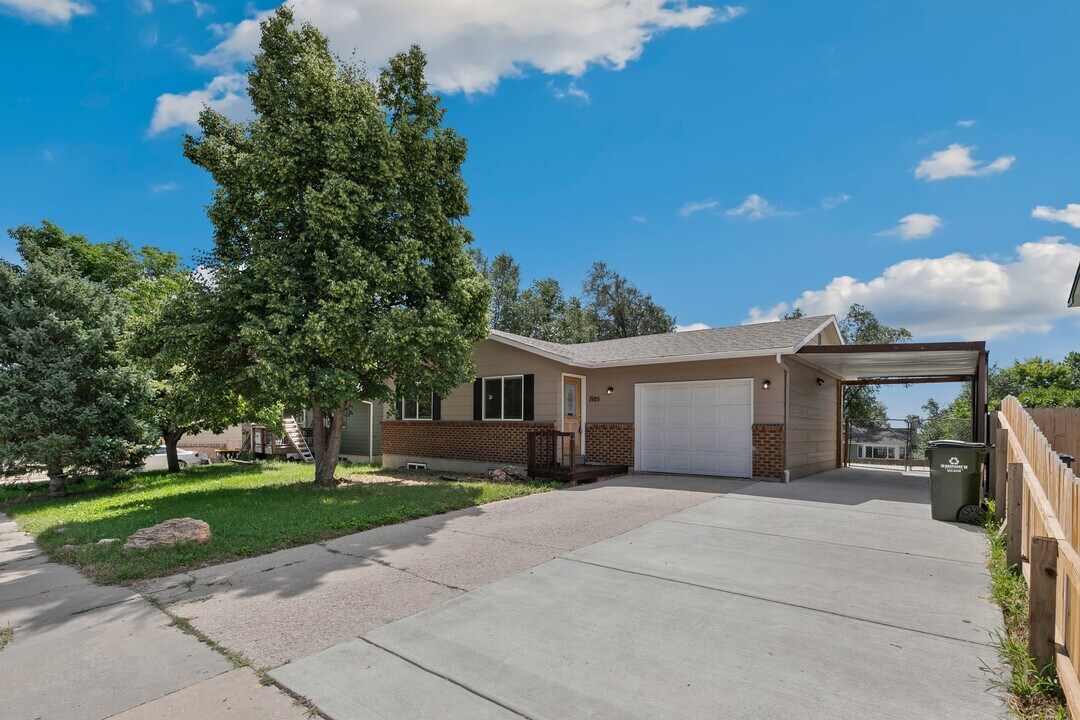 7105 Omaha Blvd in Colorado Springs, CO - Building Photo