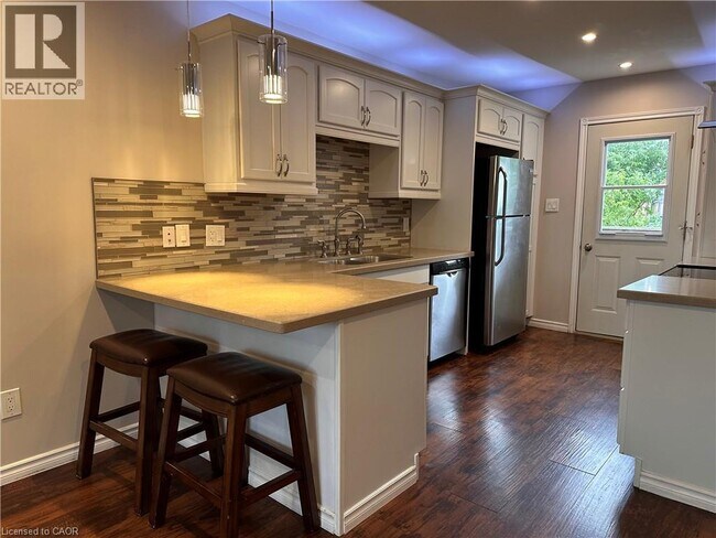 445 Upper Wellington St in Hamilton, ON - Building Photo - Building Photo