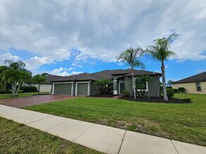 3820 Watergrass St in West Melbourne, FL - Building Photo - Building Photo