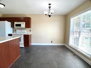 4080 Challis Dr in Clarksville, TN - Building Photo - Building Photo