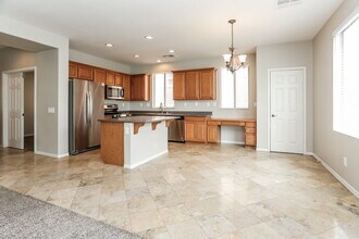 5832 Magic Oak St in North Las Vegas, NV - Building Photo - Building Photo