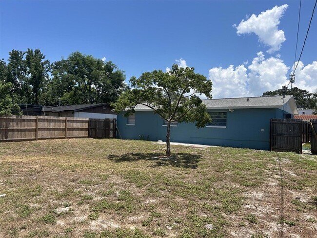 13264 120th Ln in Largo, FL - Building Photo - Building Photo
