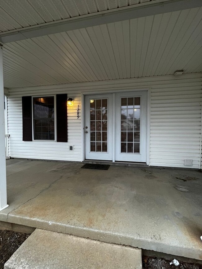 1289 Cobble Creek Cir in Bloomington, IN - Building Photo - Building Photo