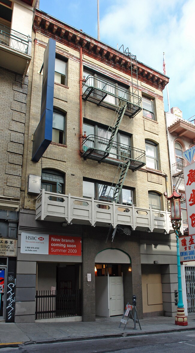 933 Grant Ave in San Francisco, CA - Foto de edificio - Building Photo