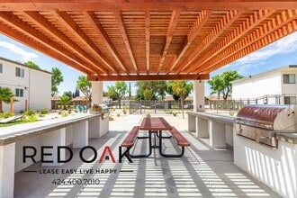 13325 Heacock St, Unit 18 in Moreno Valley, CA - Foto de edificio - Building Photo