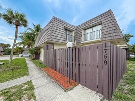 1759 N Congress Ave in West Palm Beach, FL - Building Photo