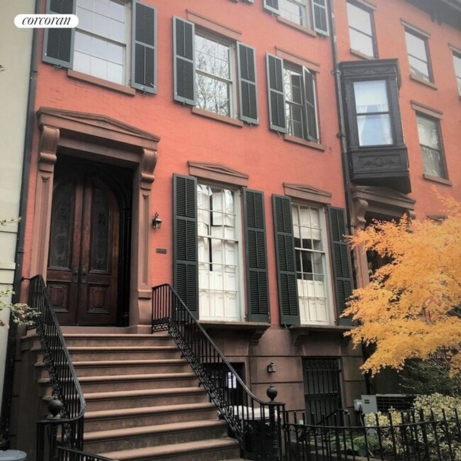 12 Monroe Pl in Brooklyn, NY - Building Photo - Building Photo