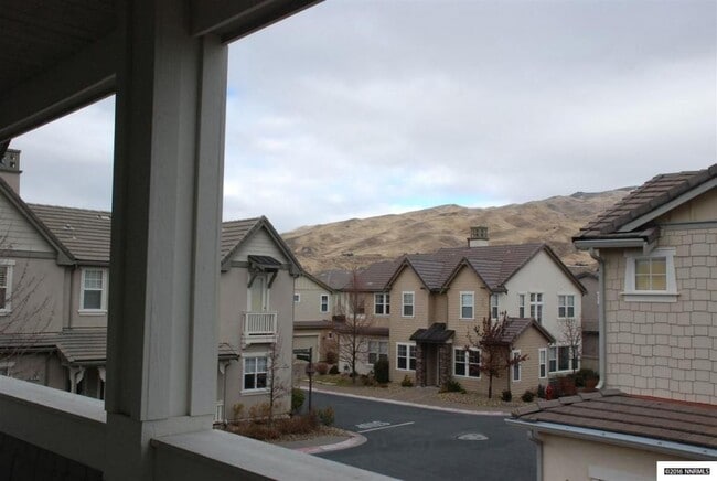 1644 Sawtooth Trail in Reno, NV - Building Photo - Building Photo