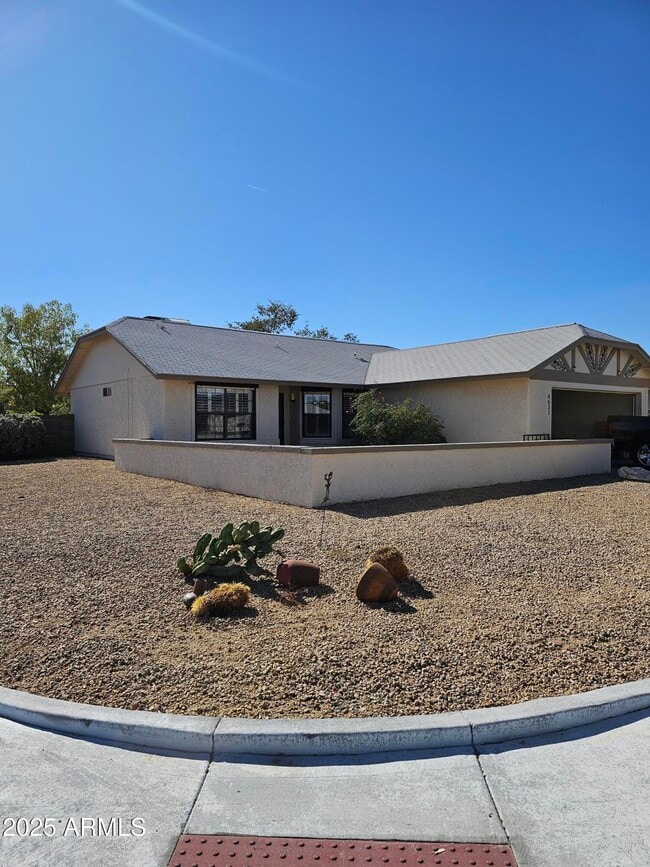 4631 E Bohl St in Phoenix, AZ - Building Photo - Building Photo