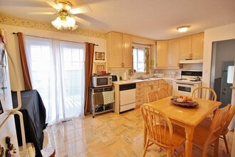 39 Donlea Dr in Port Colborne, ON - Building Photo - Building Photo