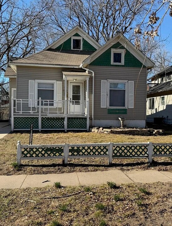 1115 N Carlos Ave in Wichita, KS - Building Photo