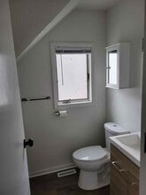 1312 Kosciuszko Ave, Unit 3 in Bay City, MI - Building Photo - Building Photo