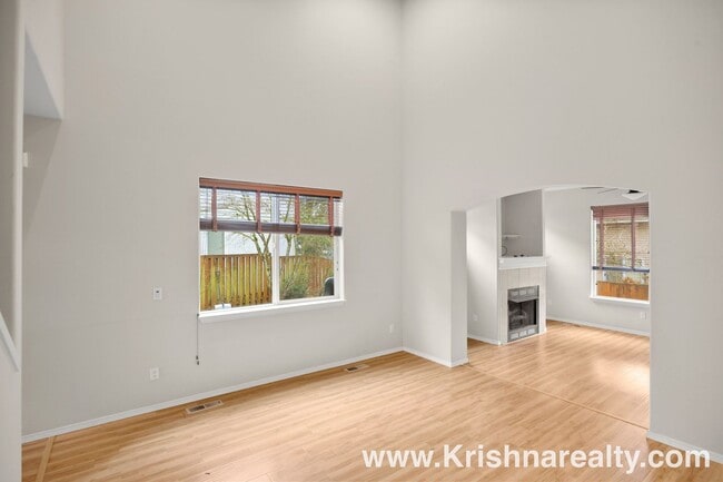 17748 SW Falling Leaf Ct in Beaverton, OR - Building Photo - Building Photo