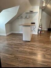 15 Monticello St, Unit B in Providence, RI - Foto de edificio - Building Photo