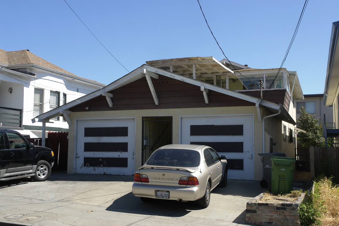 3144-3146 Nicol Ave in Oakland, CA - Building Photo