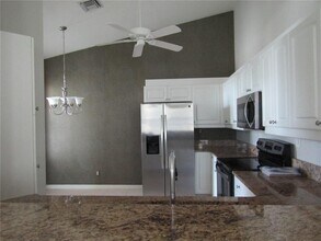 1669 Monarch Dr in Venice, FL - Building Photo - Building Photo