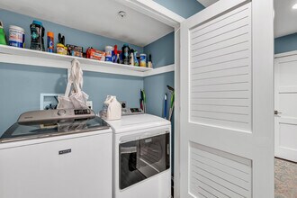 580 E Main St in Manasquan, NJ - Building Photo - Building Photo