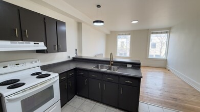 73 St Paul St in St Catharines, ON - Building Photo - Building Photo