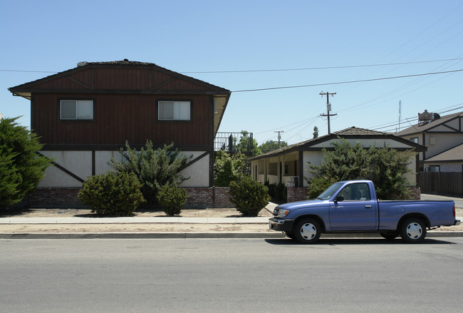 1540 12th St in Reedley, CA - Building Photo - Building Photo