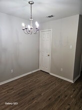 Room in Duplex on Stalcup Rd in Fort Worth, TX - Building Photo - Building Photo