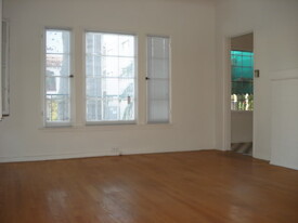 1133 Wooster S St, Unit atinaproperties@gmail.com Apartments