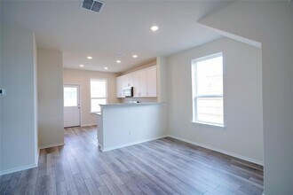 145 Cocao Ct in Buda, TX - Building Photo - Building Photo