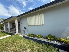 11741 SW 177th Ter in Miami, FL - Building Photo - Building Photo