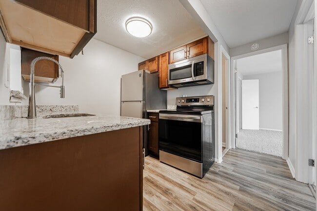 Integrity Chardon / Maple Ridge Apartments in Chardon, OH - Building Photo - Building Photo