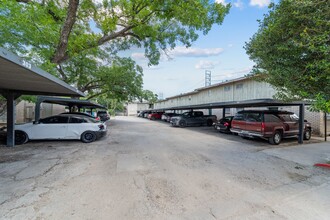 Ponderosa in San Antonio, TX - Building Photo - Other