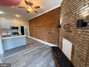 6632 Germantown Ave in Philadelphia, PA - Building Photo - Building Photo