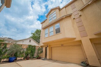 1419 Thompson St in Houston, TX - Building Photo - Building Photo