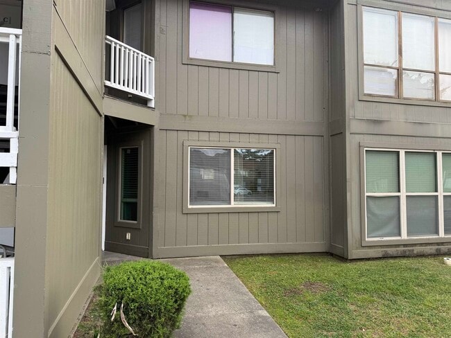 2000 Greens Blvd in Myrtle Beach, SC - Building Photo - Building Photo