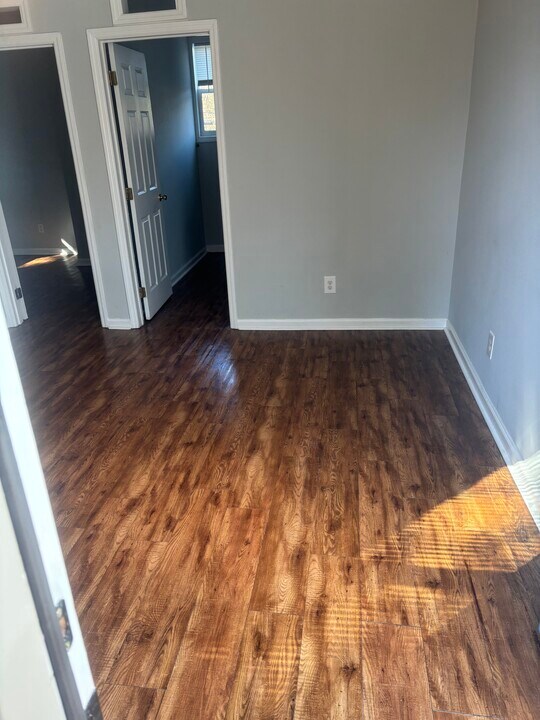 2411 S Fraser St, Unit 2-Bedroom in Georgetown, SC - Foto de edificio