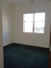 2185 Dwight Way in Berkeley, CA - Foto de edificio - Building Photo