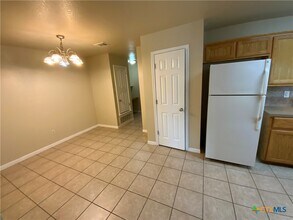 1001 Leah Dr in Troy, TX - Building Photo - Building Photo