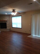 3870 W Roxbury St in Springfield, MO - Building Photo - Building Photo