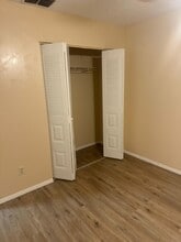 7015 Waterside Dr, Unit 7015 Waterside in Tampa, FL - Building Photo - Building Photo