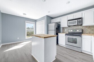 805 N Main St in Salado, TX - Building Photo - Building Photo