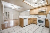 5209 Velazco Ln photo'