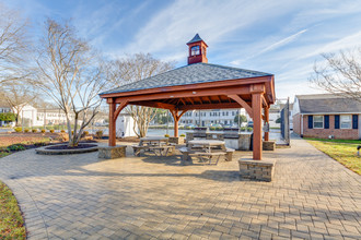 Ashland Towne Square in Ashland, VA - Foto de edificio - Building Photo