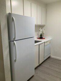 Feather Downs Apartments photo'