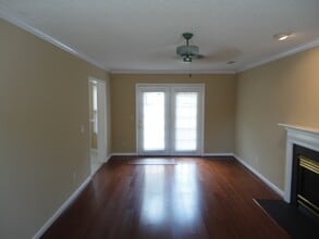 2619 White Fence Way in High Point, NC - Building Photo - Building Photo