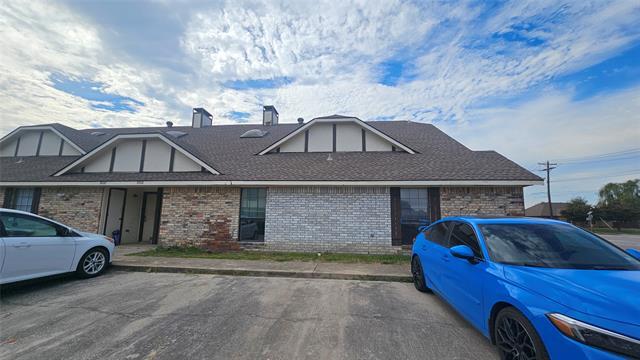 property at 3028 N Bell Ave