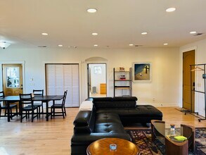 412 Grove St SE in Albuquerque, NM - Building Photo - Building Photo