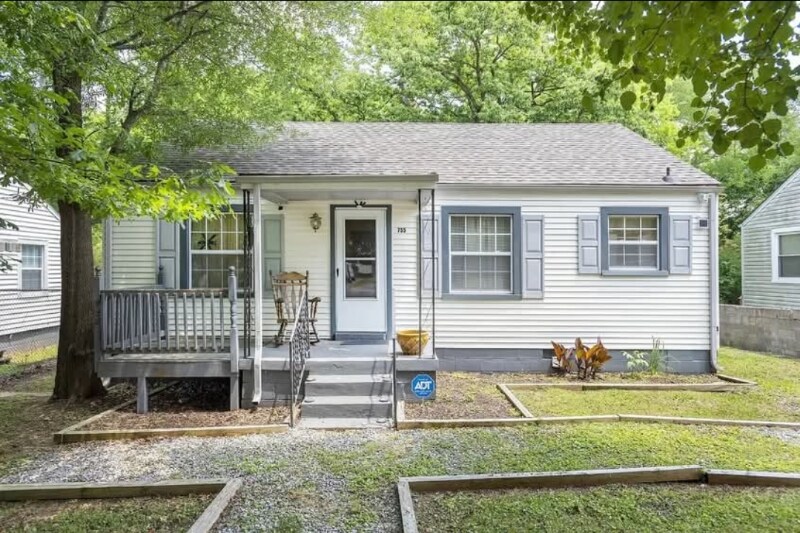755 Oakdell Ave in Nashville, TN - Foto de edificio