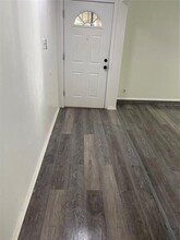 745 Salsbury Cir in Arlington, TX - Building Photo - Building Photo